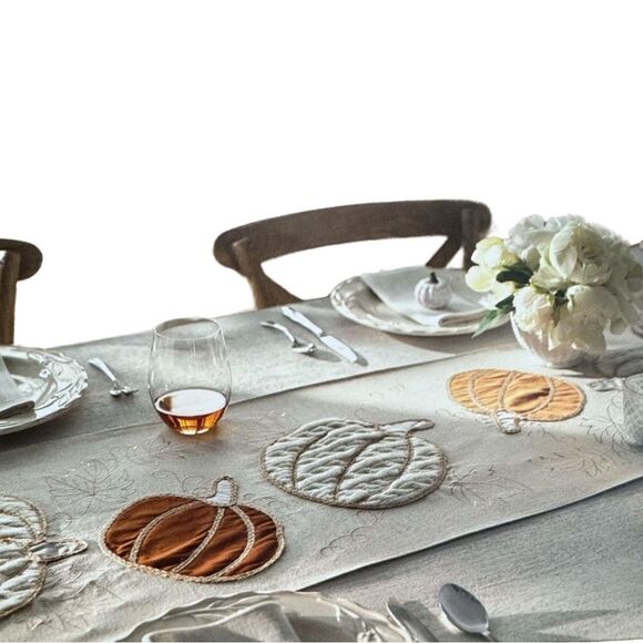 Shabby Chic Table Runner Pumpkins Appliqués & Vines Leaves Cotton 16” x 48” NWT - Picture 2 of 11